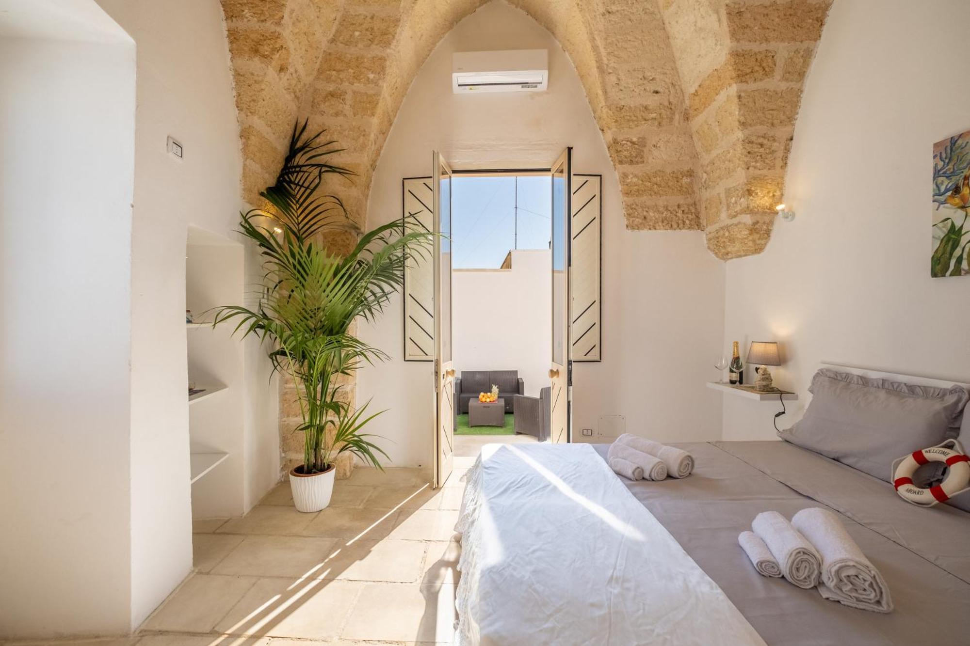 Charme Palace Salento Salice Salentino Kültér fotó